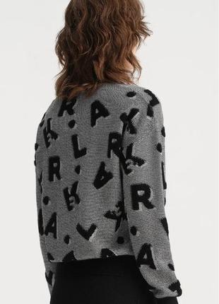 Серый свитер karl lagerfeld с буквами женский2 фото