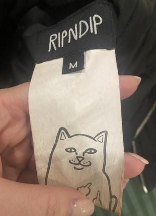 Эксклюзивный двусторонний бомбер с вышивкой ripndip6 фото