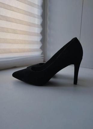 Черные туфли на каблуке 9см pierre cardin5 фото