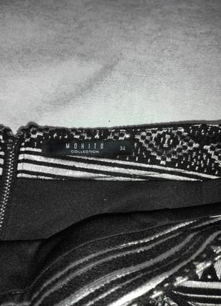 Нарядная серебристо черная жаккардовая  юбка3 фото