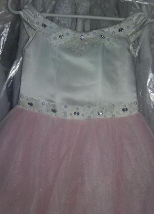 Нарядное детское платье "линта" на 6-10 лет2 фото