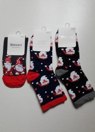 Жіночі новорічні шкарпетки steven