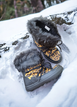 Зимові чоботи для жінок crocs winter boots1 фото