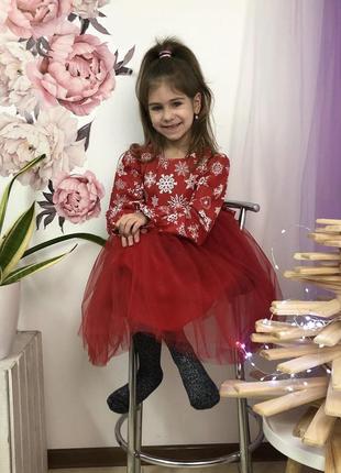 Новогодние платья из хлопка для девочек платье снежинки белое красная5 фото