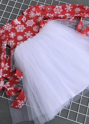 Новогодние платья из хлопка для девочек платье снежинки белое красная7 фото