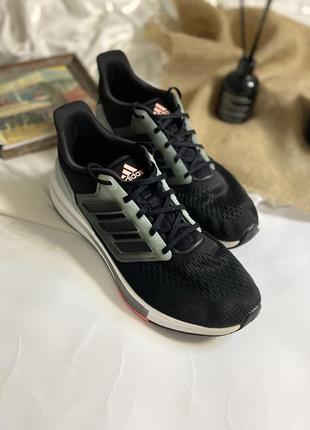 Кросівки від adidas