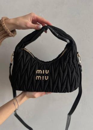 Жіноча стильна сумка сумочка чорна тренд сезону на подарунок3 фото