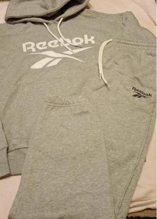 Оригинальный костюм от reebok на флис