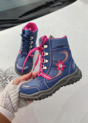 Нові зимові черевики superfit husky для дівчинки