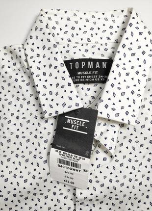 Рубашка мужская белого цвета в принт приталенного кроя от бренда top man xs5 фото