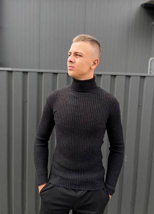 Вовняний светр в рубчик. шерстяний світер в рубчик