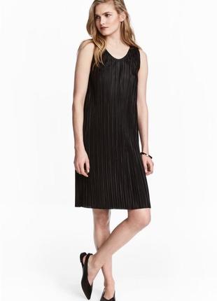 Новое чёрное миди платье h&m xs s платье прямого кроя платье плиссе