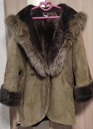 Дублянка жіноча натуральне хутро та нубук.