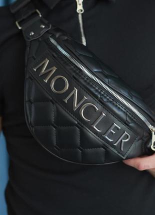 Бананка шкіряна moncler1 фото