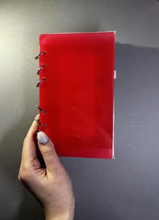 Червоний байджет-байндер (планівник бюджету) махі