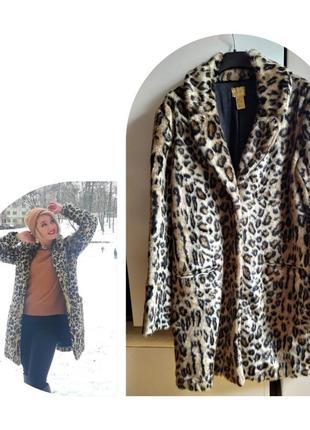 Шубка пальто с леопардовым принтом