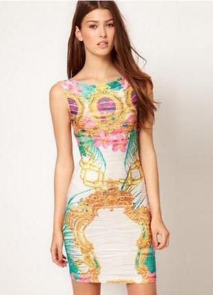 Очаровательное платье бодикон с ярким принтом1 фото