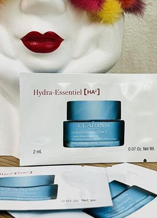 Оригінал пробник денний крем для нормальної та сухої шкіри обличчя clarins hydra-essentiel moisturizes and quenches silky cream normal to dry skin