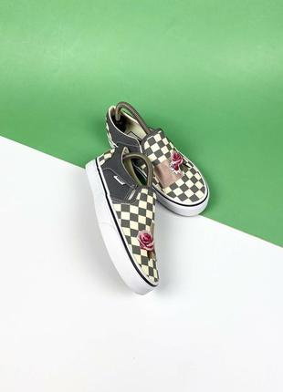 Vans slip on