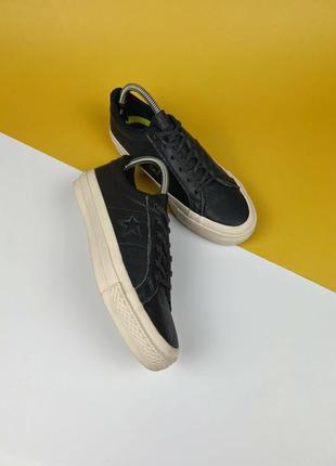 Оригінальні шкіряні converse