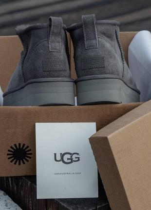 Сірі  замшиві уггі ugg mini platform9 фото