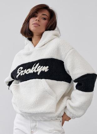 Женское худи из экомеха с надписью brooklyn цвет молочный fl_000916