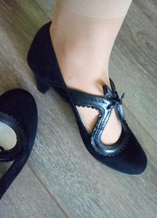 Черные кожаные замшевые туфли с застежкой шнуром per una6 фото