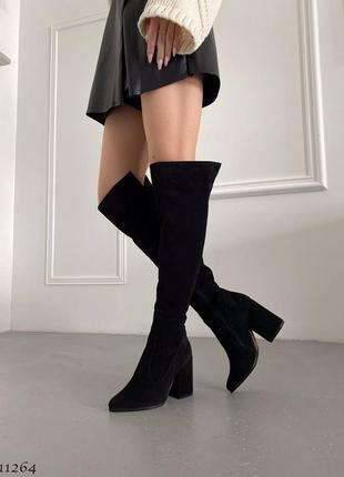 Базові зимові чорні замшеві високі чоботи на каблуку з гострим носком2 фото