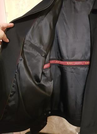 Стильная демисезонная куртка для мужчин черного цвета6 фото