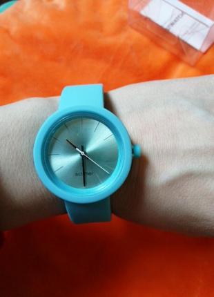 Часыина руку