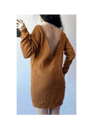 Актуальное платье свитер, туника, открытая спинка, грубая вязка, стильное, модное, трендовое3 фото