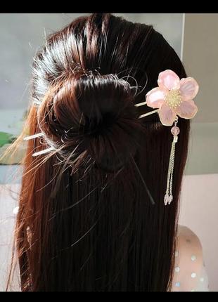 Гарнезна подвійна шпилька китайська паличка для волосся квітка з підвісками