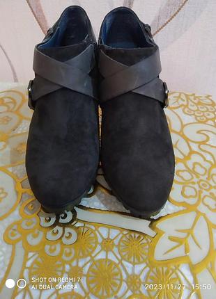 Ботиночки туфлі caprice 38 р натуральна шкіра