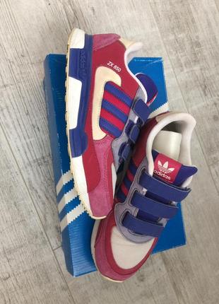 Кроссовки adidas