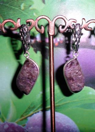 Серьги с натуральным (нетонированным) чароитом, натуральный камень, чароит, серебрение, индия1 фото