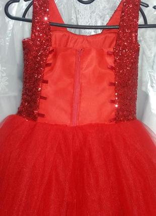 Ошатне дитяче плаття "паєтка" червоне, на 5-8 років5 фото