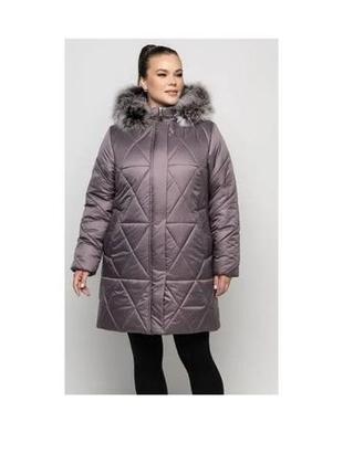 Подовжена жіноча куртка батал з натуральним хутром чорнобурки лілова з 54 по 70 розмір