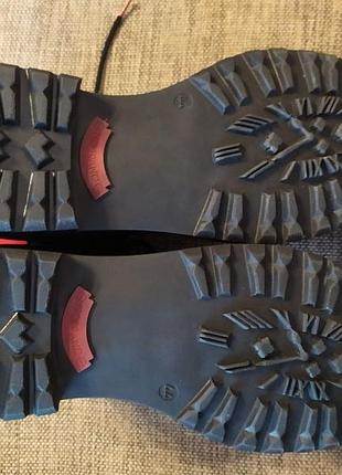 Мужские кожаные ботинки nobrand 44 размера, производство: португалия.