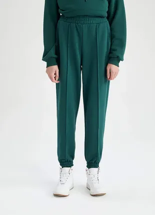 Женские темно-зеленые спортивные штаны defacto3 фото