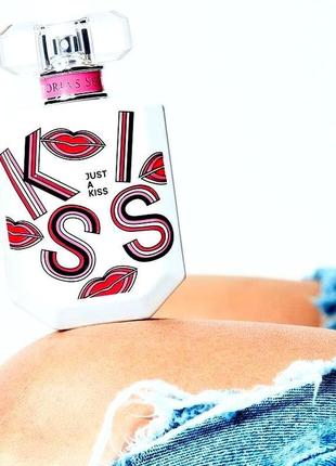 🌹 оригинальная парфюмерная вода victoria's secret just a kiss3 фото