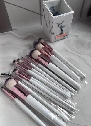 Кисті для макіяжу з підставкою bh cosmetics marble white, 13 шт6 фото