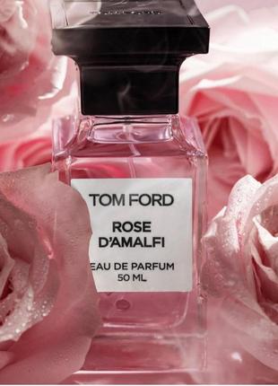Стильний  аромат унисекс в стиле tom ford rose d'amalfi,миндальный,розовый1 фото