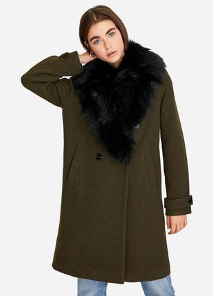 Пальто демисезонное с отцепным мехом
