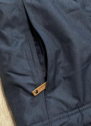 Зимняя лыжная куртка