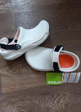 Кроксы  ,,crocs,, оригинал м5 w7 р.37-38