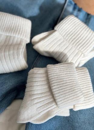 Шкарпетки носки світлих відтінків молочні kardesler однотонні шерстяні високі з відворотом с отворотом носки однотонные шерсть