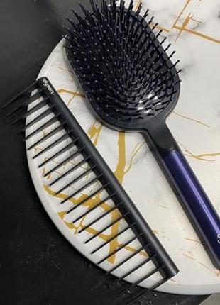 Dyson designed detangling comb (black/copper)