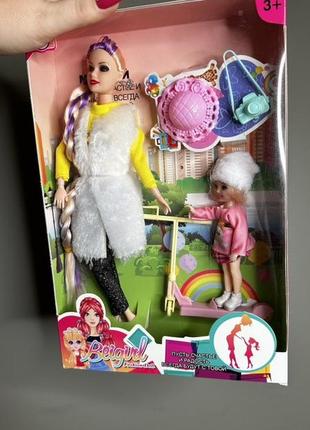 Пара барби и ребенок на самокате fashion doll 2275-7