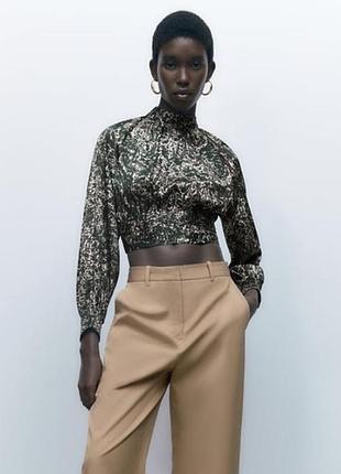 Атласна блуза вкорочена топ з довгим рукавом zara