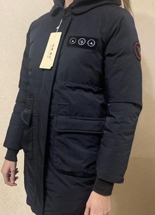 Зимняя куртка, очень теплый, капюшон не снимается, мех (искусственный) снимается1 фото